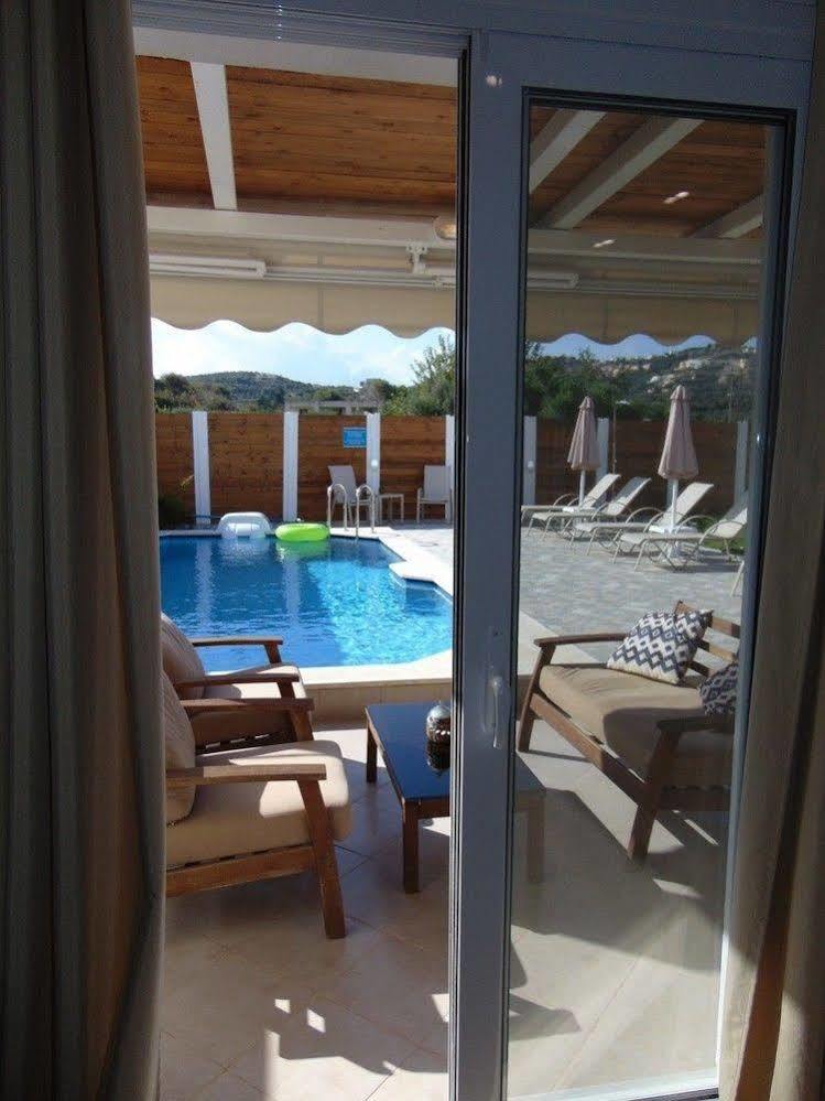 Villa Campos- Less Than 5-Min Walk To Kalivaki Beach Georgioupoli Exteriör bild